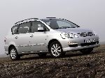 Foto 2 Auto Toyota Avensis Verso Minivan (1 generation [restyling] 2001 2003)