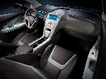 снимка 6 Кола Chevrolet Volt Седан (1 поколение 2011 2015)