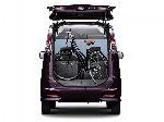 foto 3 Bil Nissan Roox Нighway star minivan 5-dörrars (1 generation 2009 2013)