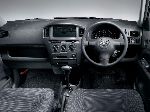 grianghraf 4 Carr Toyota Succeed Vaigín (1 giniúint 2002 2014)