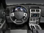 світлина 6 Авто Dodge Nitro Позашляховик (1 покоління 2007 2010)