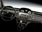 fotoğraf 13 Oto Lancia Ypsilon Hatchback (1 nesil 2003 2006)