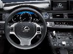 fotoğraf 12 Oto Lexus CT Hatchback 5-kapılı. (1 nesil 2010 2013)