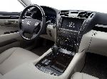 zdjęcie 15 Samochód Lexus LS 460 sedan 4-drzwiowa (4 pokolenia [odnowiony] 2006 2012)