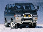 grianghraf 9 Carr Mitsubishi Delica Mionbhan (4 giniúint 1995 2005)