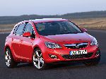 kuva 6 Auto Opel Astra hatchback
