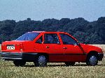 fotoğraf 3 Oto Opel Kadett Sedan (E 1983 1991)