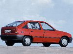 عکس 3 اتومبیل Opel Kadett هاچ بک 5 در، درب (E 1983 1991)