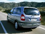 fotoğraf 27 Oto Opel Zafira Minivan (Family [restyling] 2008 2015)