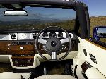 fotografie 6 Auto Rolls-Royce Phantom Drophead Coupe kabriolet 2-dveřový (7 generace [facelift] 2008 2012)