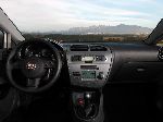 foto şəkil 16 Avtomobil SEAT Leon FR hetçbek 5-qapı (3 nəsil 2012 2017)