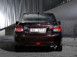 լուսանկար 4 Ավտոմեքենա Subaru Impreza սեդան (2 սերունդ [2 վերականգնում] 2005 2007)