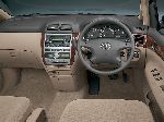 լուսանկար 3 Ավտոմեքենա Toyota Ipsum մինիվեն (1 սերունդ 1996 2001)