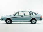 fotografie 3 Auto Volkswagen Passat hatchback 5-dveřový (B2 1981 1988)