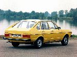 照片 10 汽车 Volkswagen Passat 掀背式 5-门 (B2 1981 1988)
