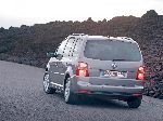 фотографија 12 Ауто Volkswagen Touran Cross моноволумен (минивен) 5-врата (2 генерација 2006 2010)