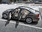 fénykép 6 Autó BMW 3 serie Szedán (E90/E91/E92/E93 [Áttervezés] 2008 2013)