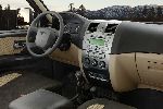 zdjęcie 4 Samochód UAZ Patriot SUV 5-drzwiowa (1 pokolenia 2005 2012)