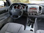 фото 7 Автокөлік Toyota Tacoma Double Cab ала кету 4-есік (2 буын 2005 2010)