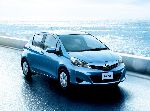 foto 1 Bil Toyota Vitz Hatchback (XP130 2010 2014)