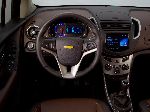 zdjęcie 8 Samochód Chevrolet Tracker SUV (2 pokolenia [odnowiony] 2006 2009)