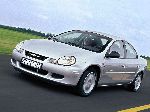 լուսանկար 1 Ավտոմեքենա Chrysler Neon սեդան (1 սերունդ 1994 1999)