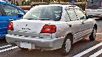 صورة فوتوغرافية 2 سيارة Daihatsu Charade سيدان (4 جيل 1993 1996)