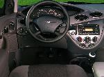 fénykép 99 Autó Ford Focus Hatchback 5-ajtós (3 generáció 2011 2017)