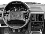 fotografie 9 Auto Audi 100 Berlină (Sedan) (С3 1982 1988)