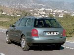 fotografie 31 Auto Audi A4 Avant universal 5-uși (B6 2000 2005)