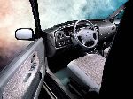 fotoğraf 24 Oto Kia Sportage SUV 5-kapılı. (1 nesil 1995 2004)