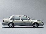 fotosurat Avtomobil Volvo 460 Sedan (1 avlod 1988 1996)