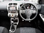 grianghraf 6 Carr Toyota Urban Cruiser Hatchback (1 giniúint 2008 2017)