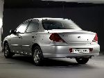 fotoğraf 4 Oto Kia Spectra KDM sedan 4-kapılı. (1 nesil [restyling] 2001 2011)