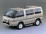 surat 11 Awtoulag Mitsubishi Delica Minivan (4 nesil 1995 2005)