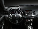 عکس 7 اتومبیل Mitsubishi Lancer سدان 4 در، درب (X 2007 2017)
