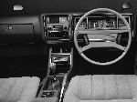 fotoğraf 20 Oto Nissan Laurel Sedan (C31 1980 1984)