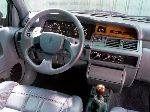 fotoğraf 56 Oto Renault Clio Hatchback 3-kapılı. (2 nesil 1998 2005)