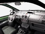 fotografie 29 Auto Renault Twingo hatchback (1 generace [facelift] 1998 2000)