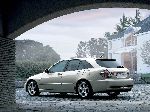 foto şəkil 3 Avtomobil Toyota Altezza Gita vaqon (XE10 1998 2005)
