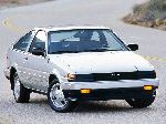 kuva 27 Auto Toyota Corolla liftback