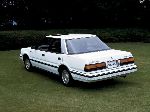照片 36 汽车 Toyota Crown 轿车 (S130 1987 1991)