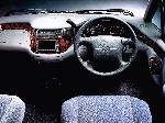 foto 14 Auto Toyota Estima Lucida minivens 4-durvis (1 generation 1990 1999)