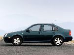 صورة فوتوغرافية 18 سيارة Volkswagen Jetta سيدان (4 جيل 1999 2005)