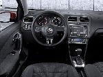 foto 7 Bil Volkswagen Polo Hatchback 3-dörrars (3 generation [omformning] 2000 2002)
