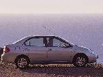 صورة فوتوغرافية 8 سيارة Toyota Prius سيدان (1 جيل 1997 2003)