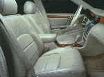 صورة فوتوغرافية 5 سيارة Cadillac De Ville سيدان (10 جيل 1994 1999)