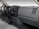 сүрөт 29 Машина Dodge Ram 1500 Quad Cab пикап (4 муун 2009 2017)
