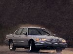 լուսանկար 10 Ավտոմեքենա Ford Crown Victoria սեդան (1 սերունդ 1990 1999)