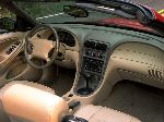 fotografie 25 Auto Ford Mustang Cabriolet (4 generație 1993 2005)